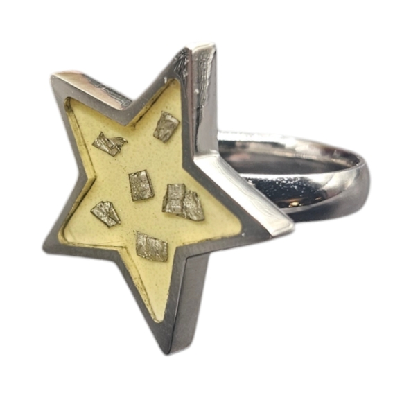 Meteorite Star Ring - Picture 3 of 3
